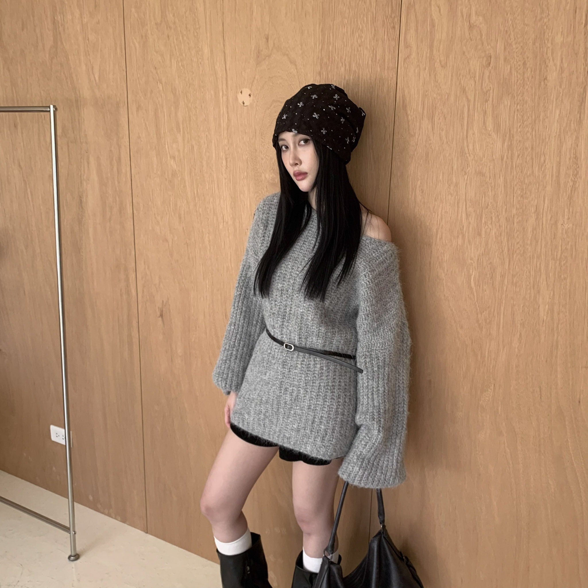 ISA_簡單也漂亮! 慵懶系(附皮帶)大寬領針織毛衣_51113