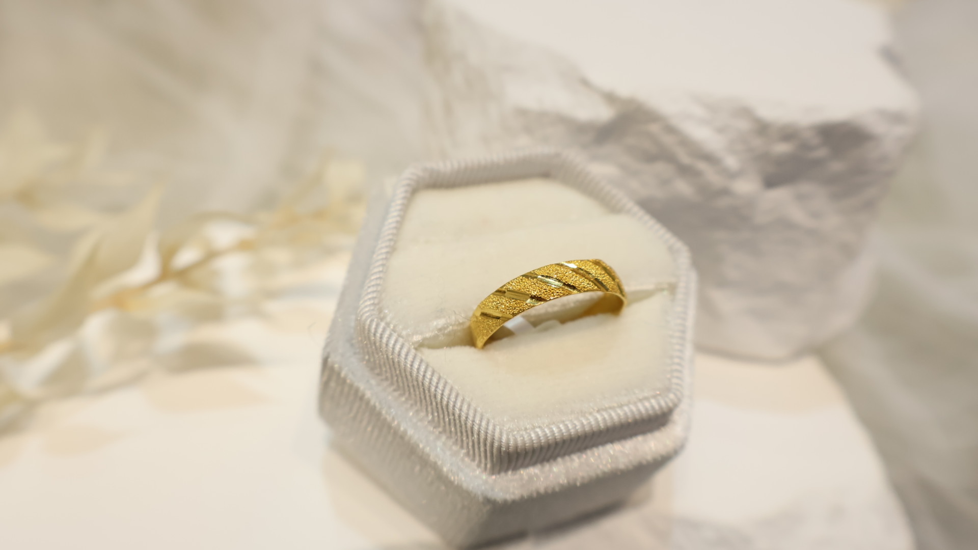 雙色鑽砂男戒-B款