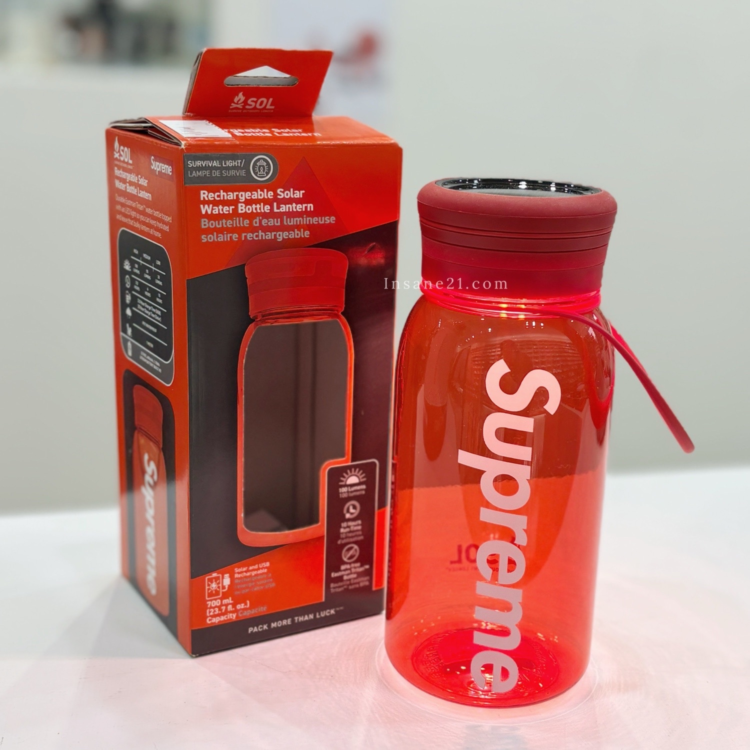 SUPREME SOL WATER BOTTLE LANTERN 太陽能 發光水杯 700ML 露營 潮牌