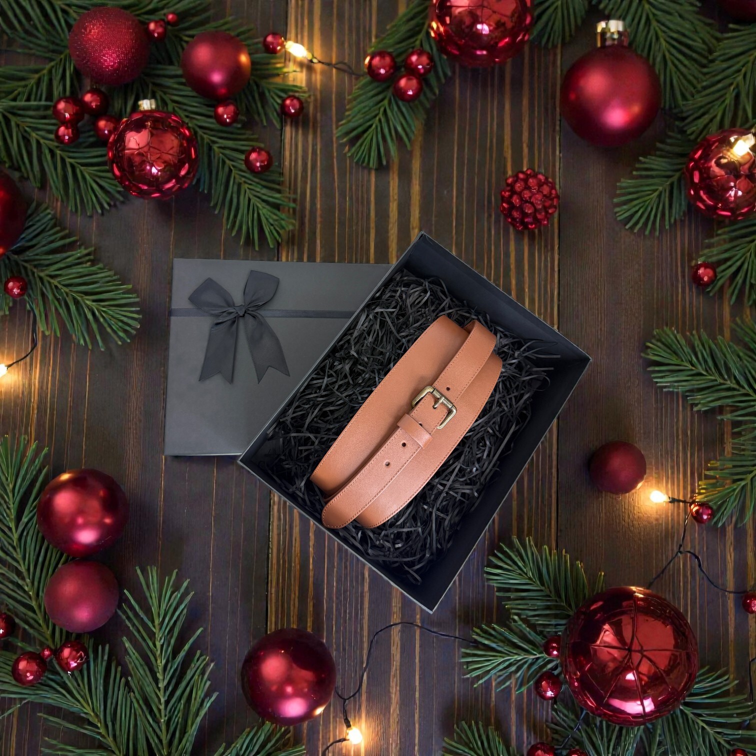 Lorena Antoniazzi 造型皮革腰帶