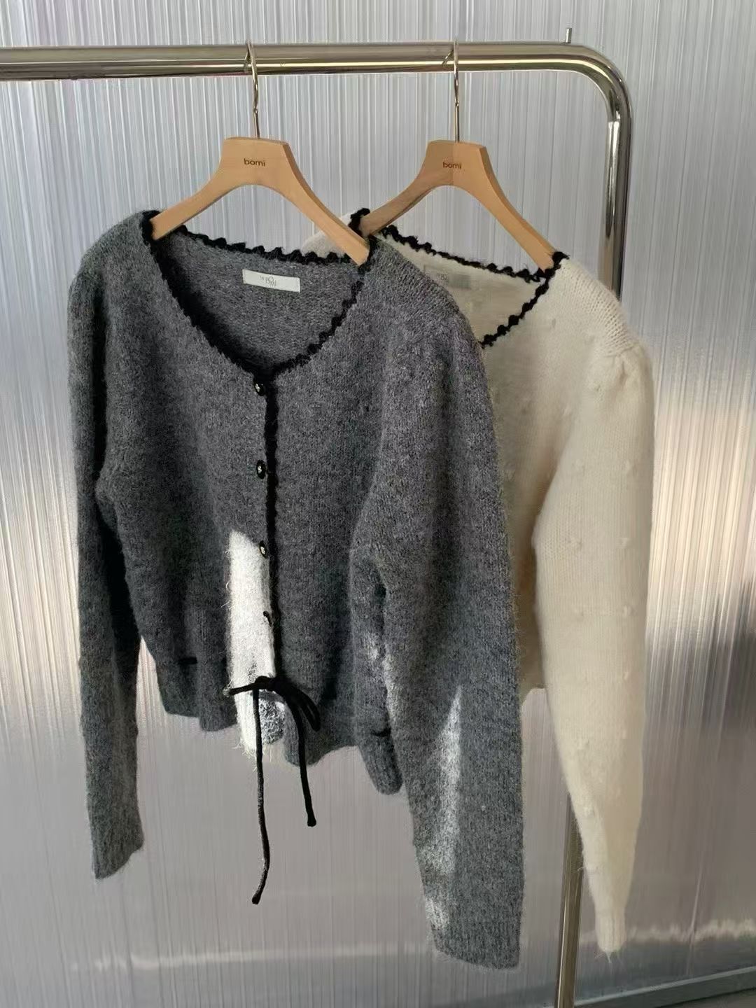 BM5326 花邊紋路針織外套