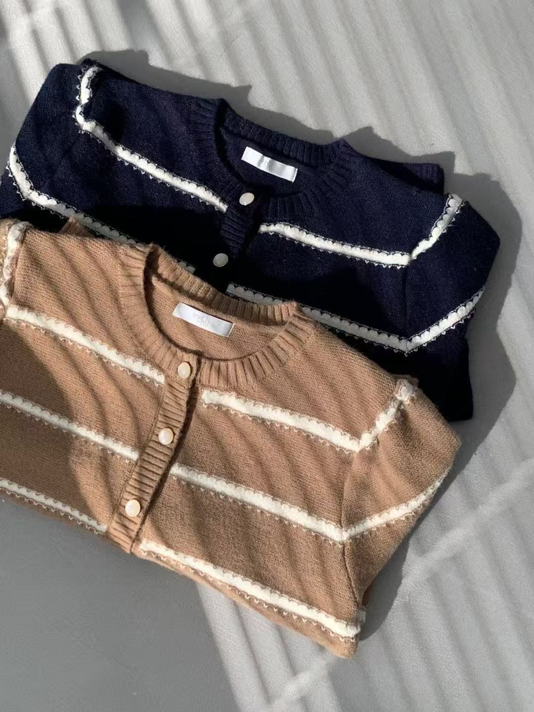 BM5348 花邊條紋針織外套