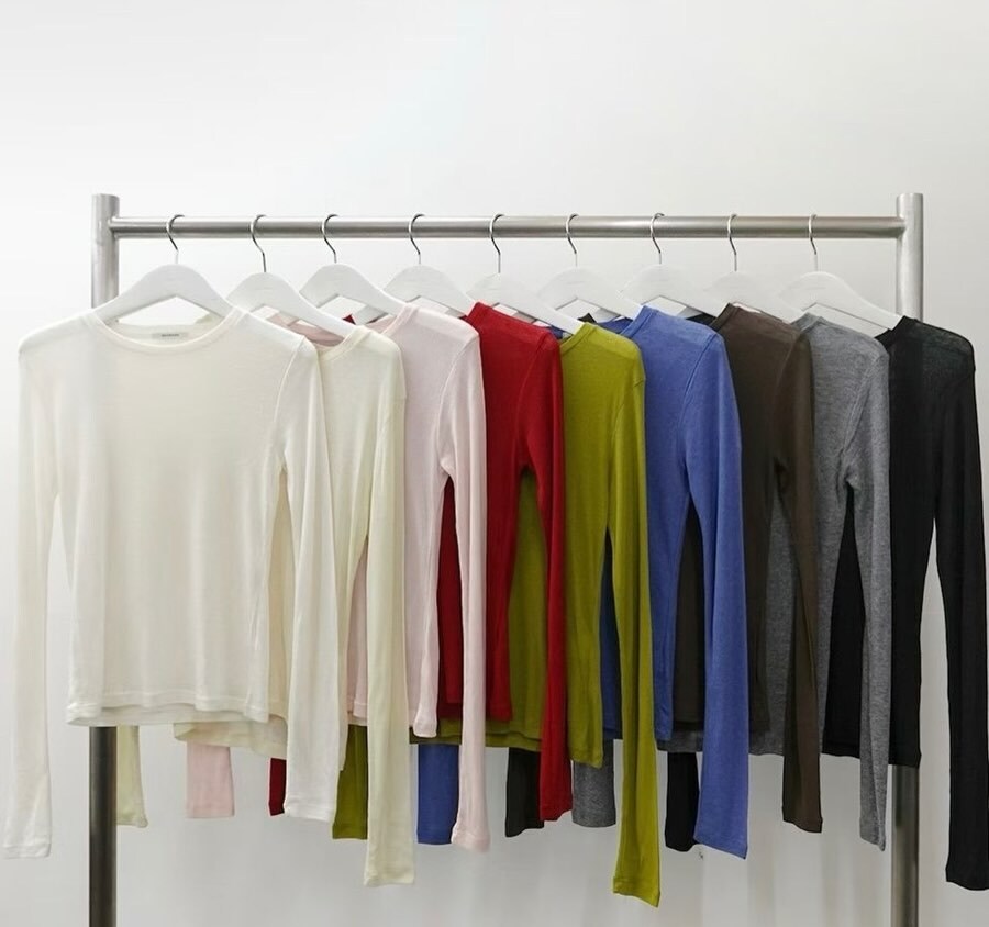 來個內搭兩款 冬天疊穿不無聊