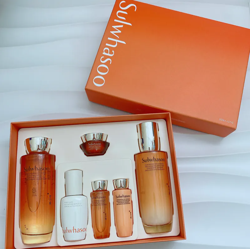【直播】Sulwhasoo LL120401 禦時緊顏參養水乳套裝(6件裝)