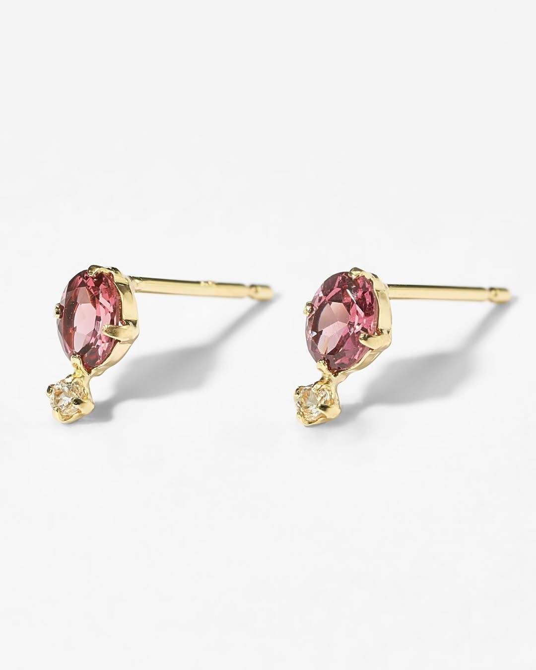 【me.luxe】K10橢圓玫瑰石榴拓帕耳環