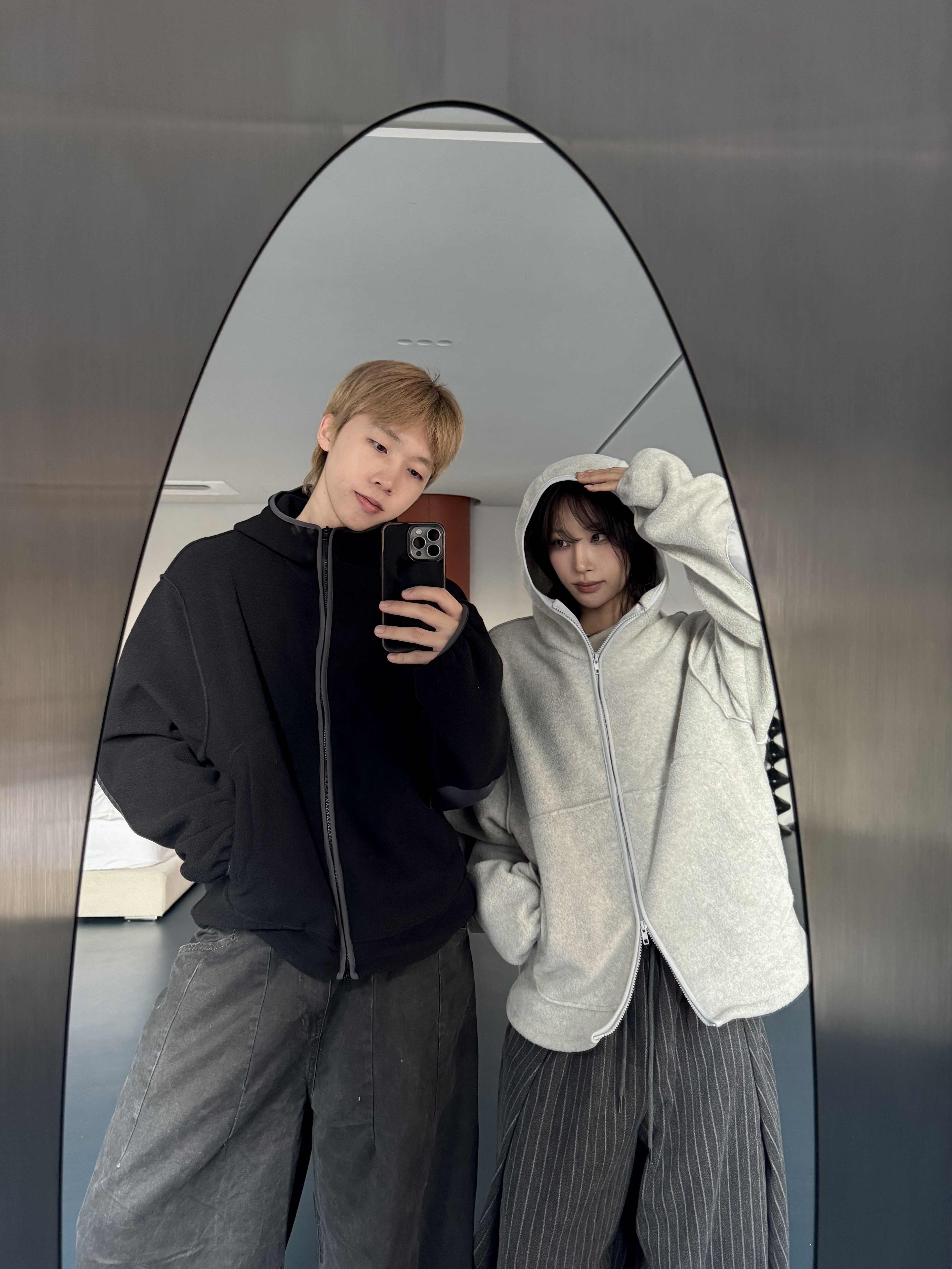 立體剪裁 絨毛拼接 寬鬆連帽外套（部分現貨）