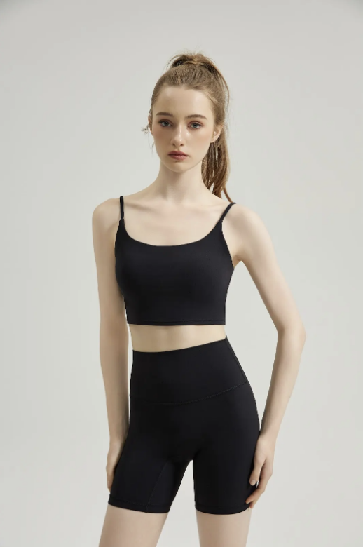 HYGGE HUG [Lumi] 簡約細肩固定式胸墊運動內衣