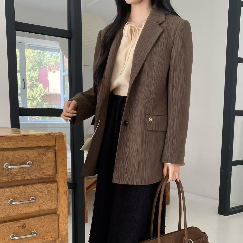 大地色系直線織紋感V領西裝外套 / 4色