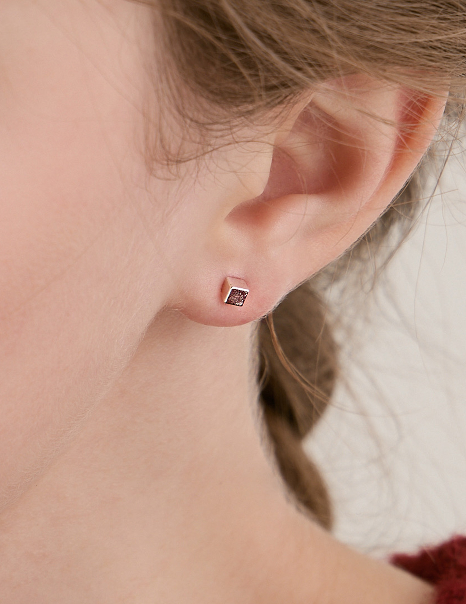極簡日常小方塊。針式耳環