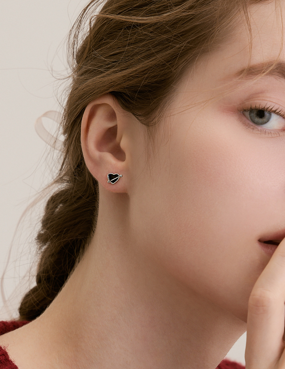 穿心弓箭。針式耳環