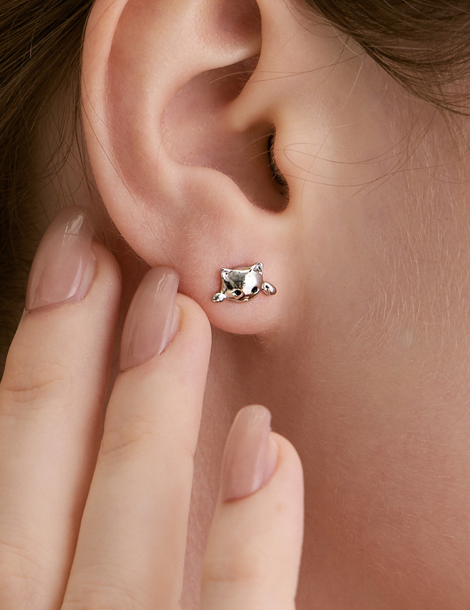 簡約小貓。針式耳環