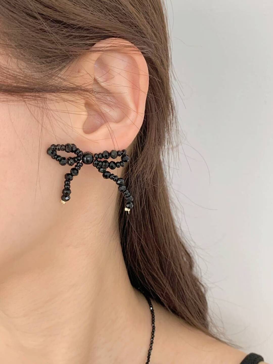 經典黑珠珠大蝴蝶結造型耳環