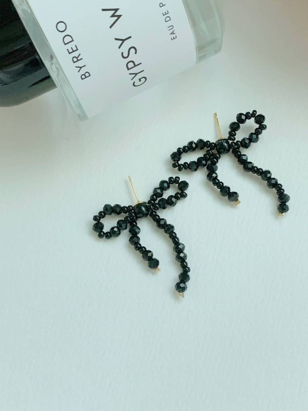 經典黑珠珠大蝴蝶結造型耳環