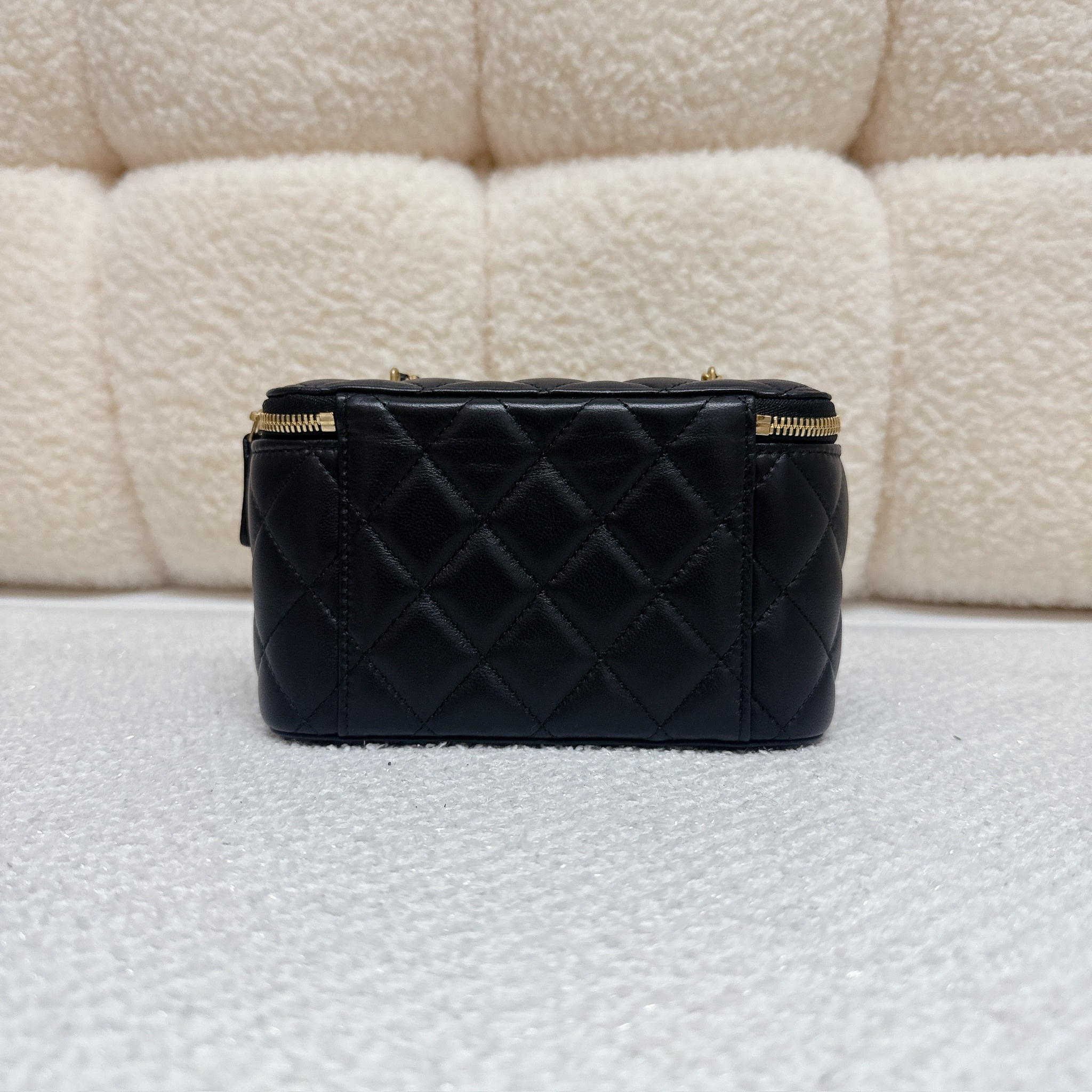 Chanel Long Box With Heart Chain - Black / Ghw