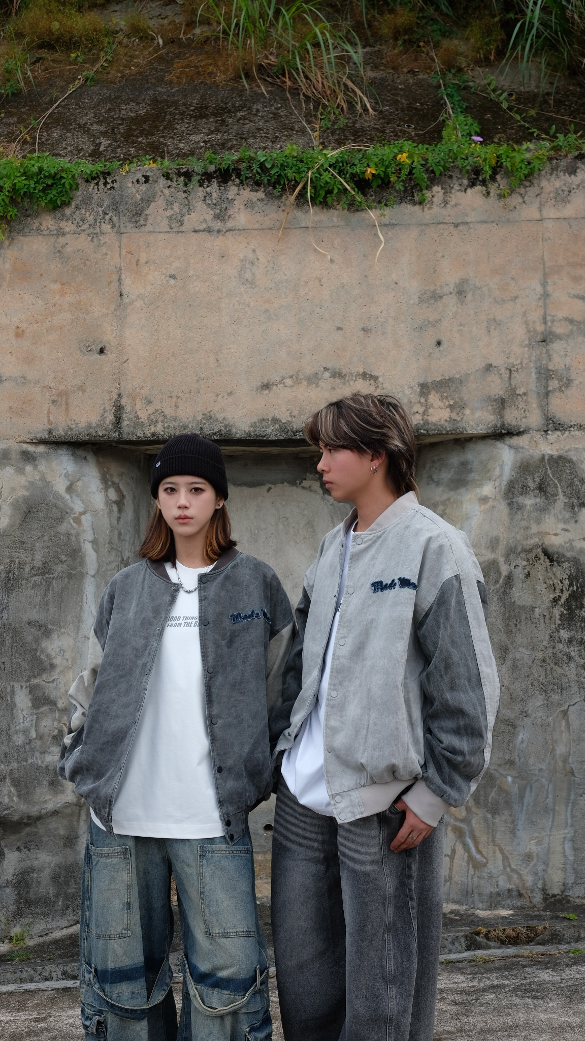 JK003 牛仔爛爛字洗水外套