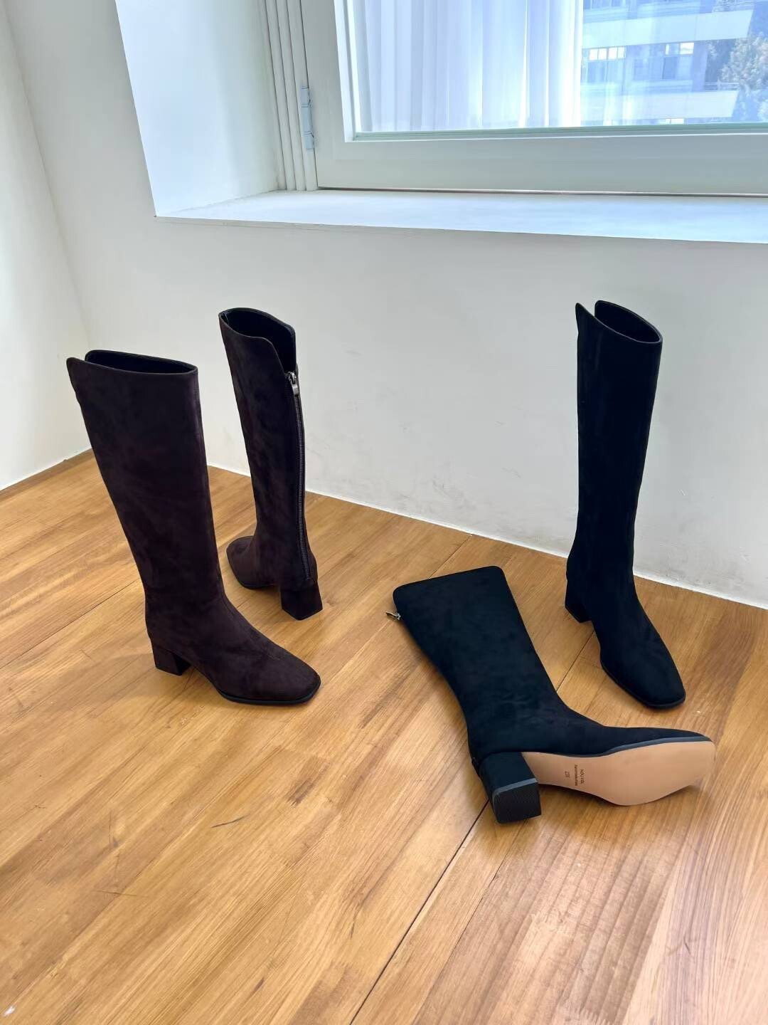 麂皮顯瘦長腿小方頭粗跟長靴 / 2色