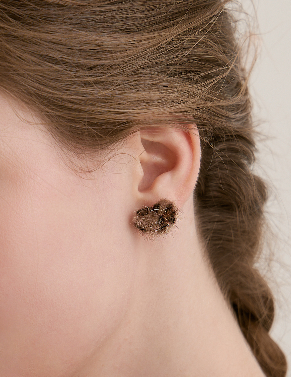 愛心豹紋。針式耳環(深棕)