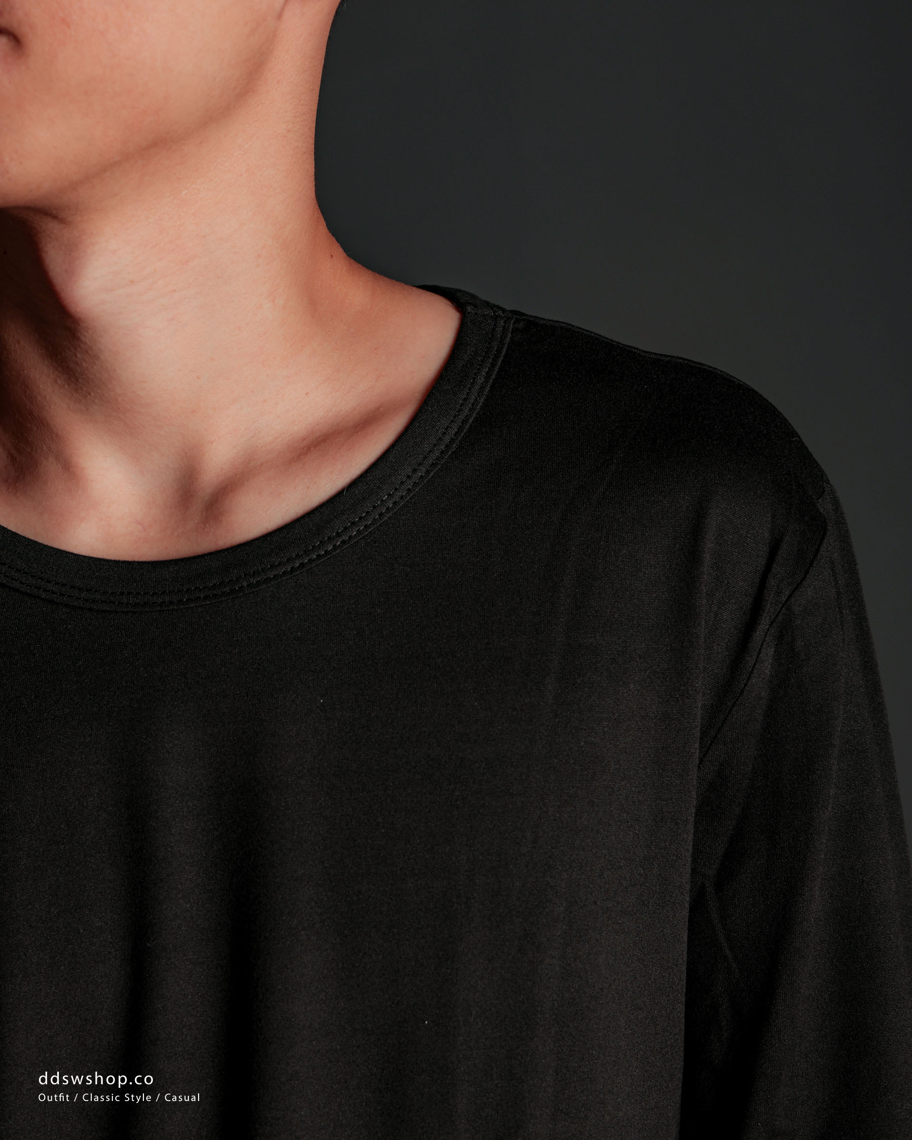 D.CLOSET 彈性 發熱衣 圓領/微高領