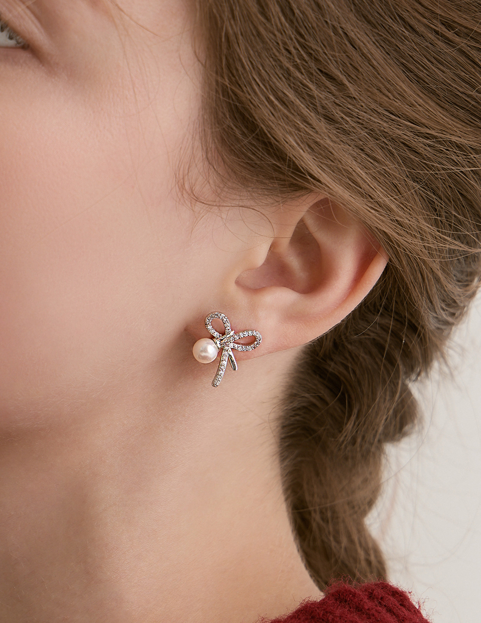 璀璨蝴蝶結珍珠。夾式耳環