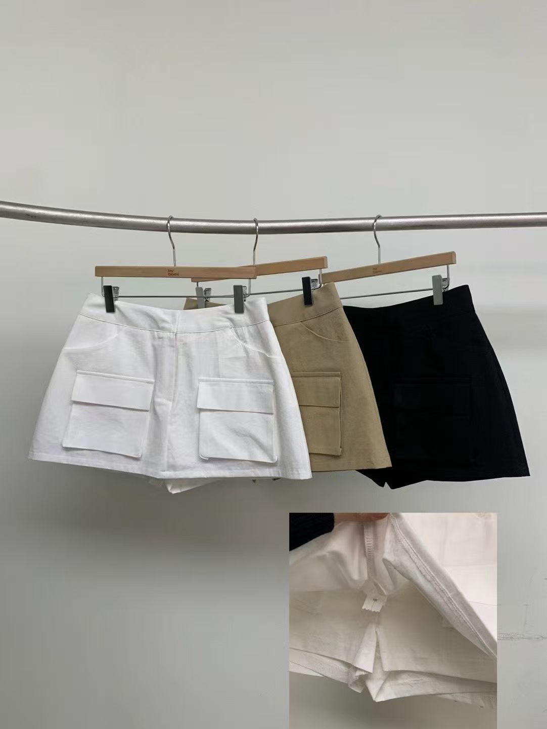 BM5366 雙口袋短裙褲