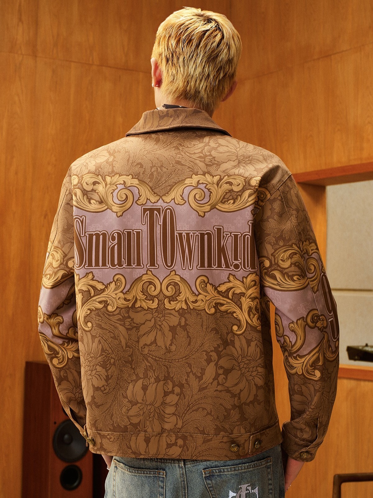 STK SmallTownKid 巴洛克風 3D打印滿版 翻領 外套