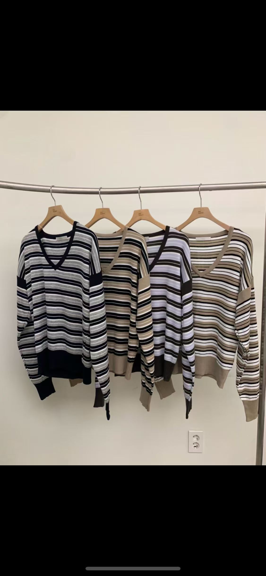 BM5371 幼條紋V領寬鬆上衣