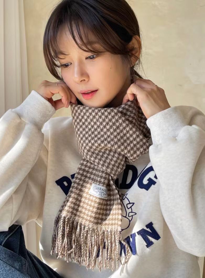 BN5301 千鳥紋流蘇頸巾