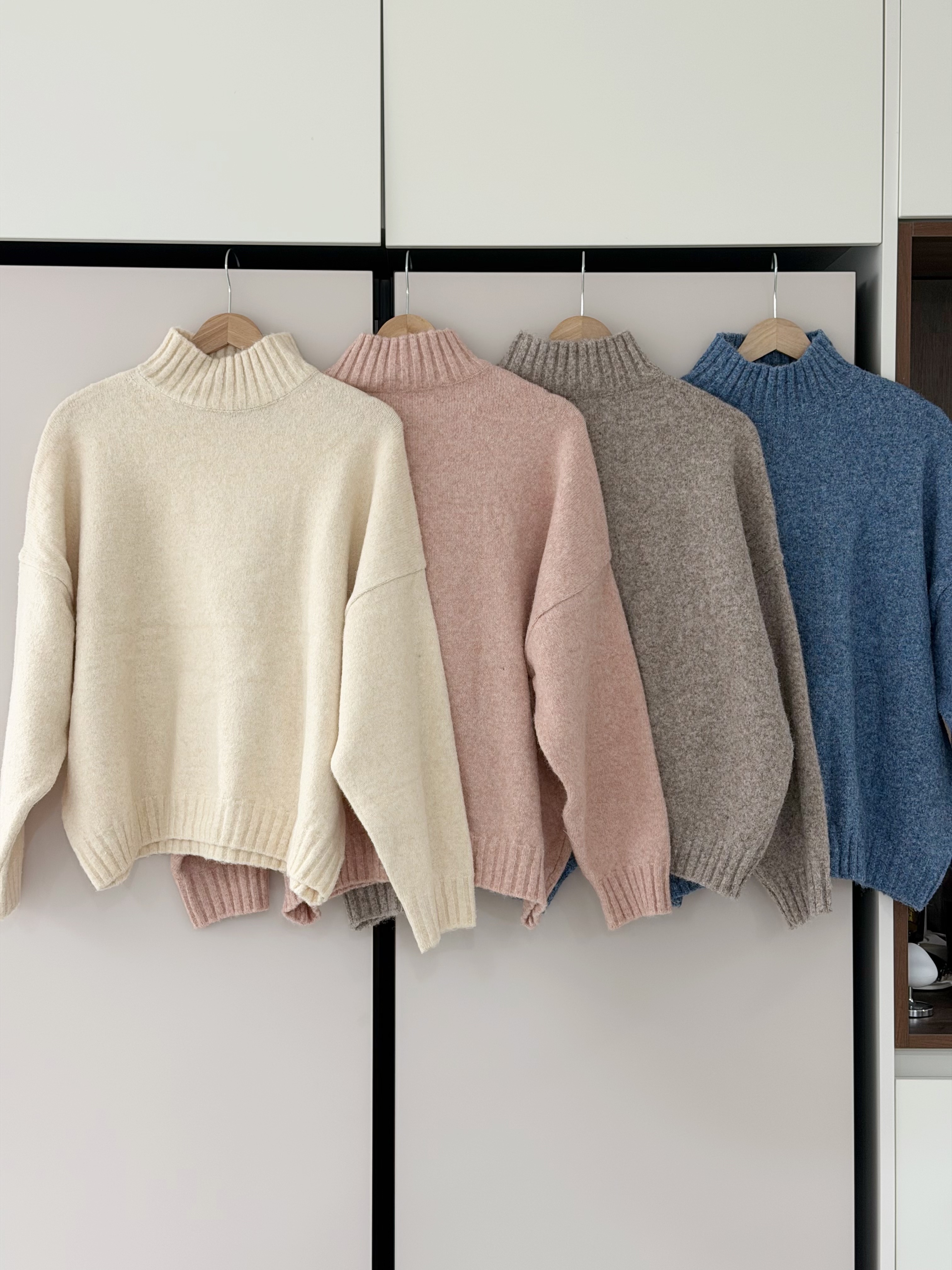 KR397 純色簡約舒適企領冷衫-4色