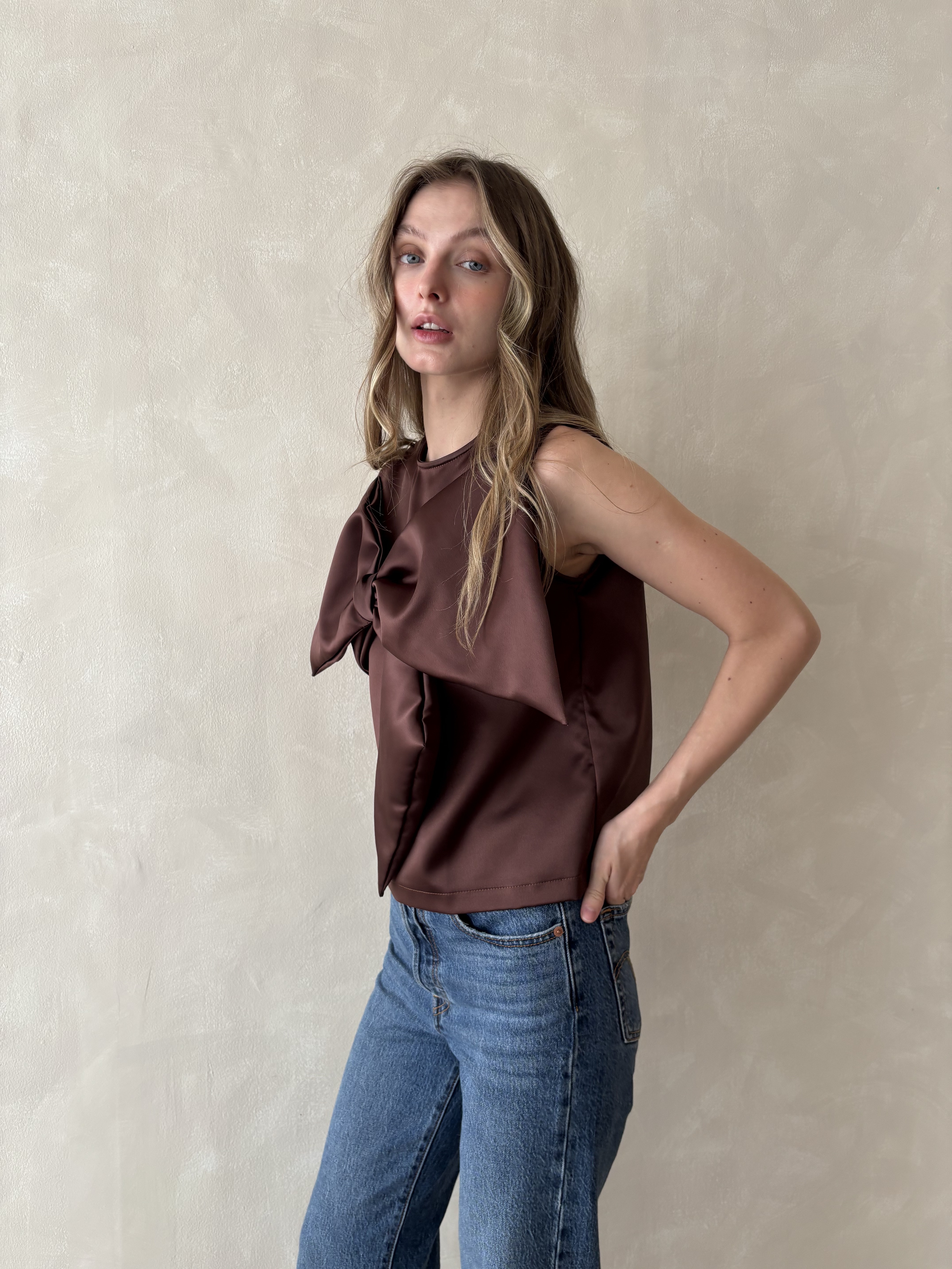 Lille Satin Top - Brown