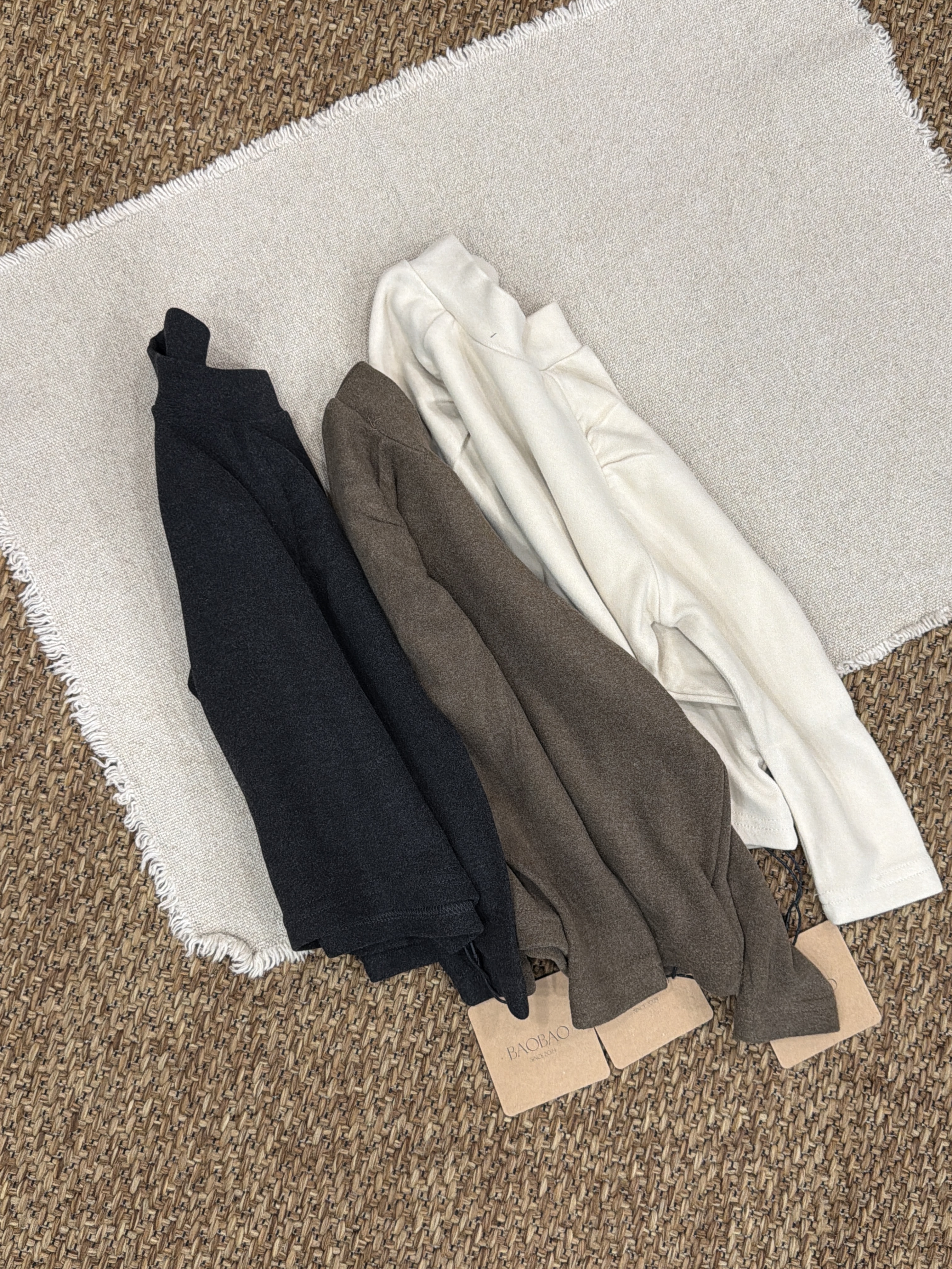 A03727皺褶打底上衣