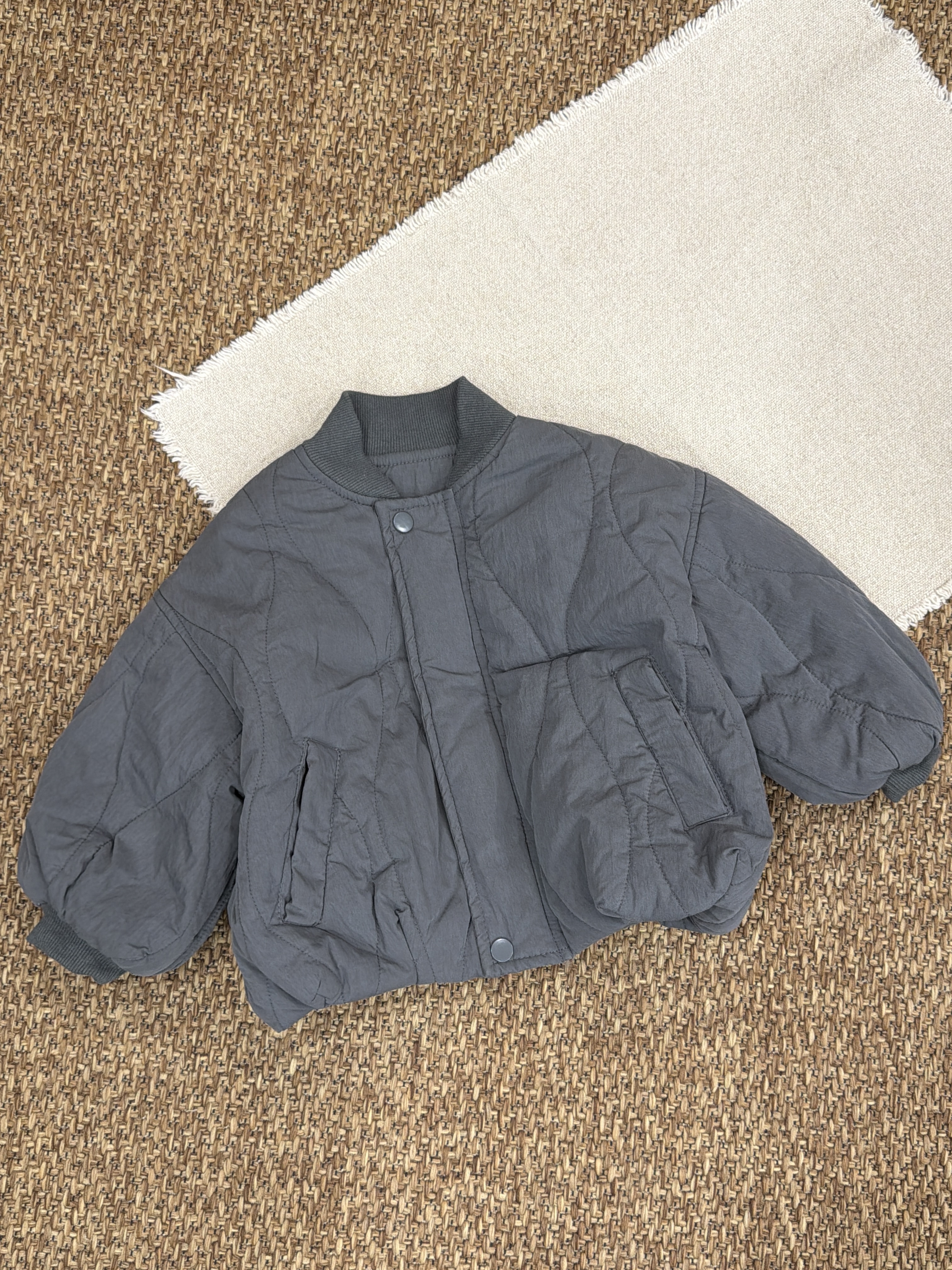 A03773夾棉縮口外套