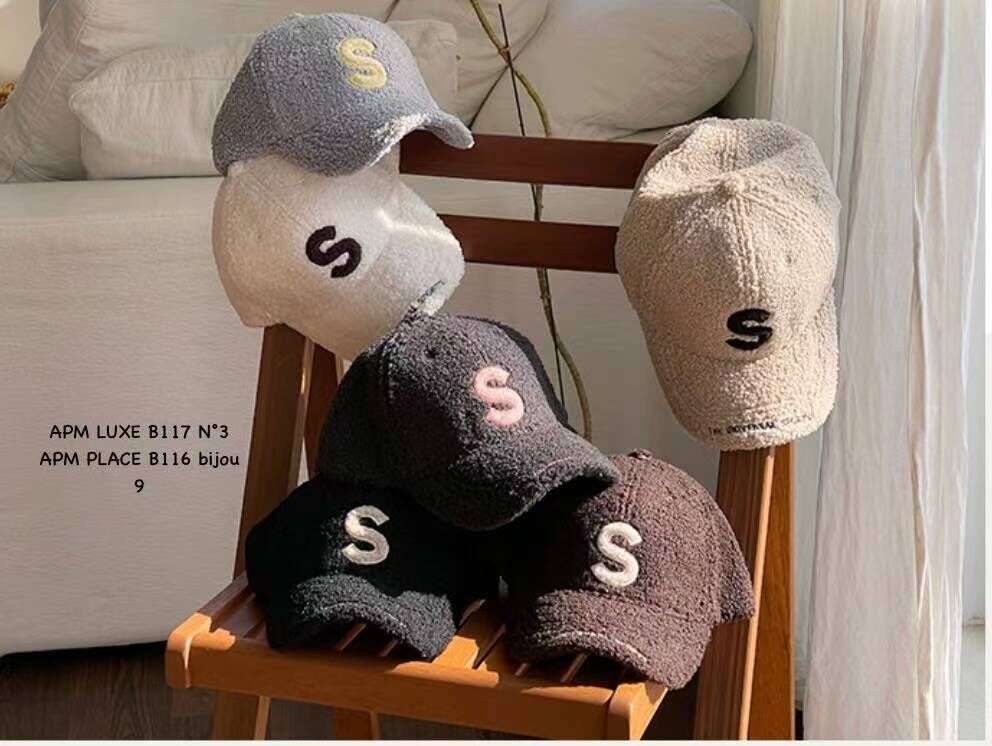 BN5320 毛毛字母鴨嘴帽