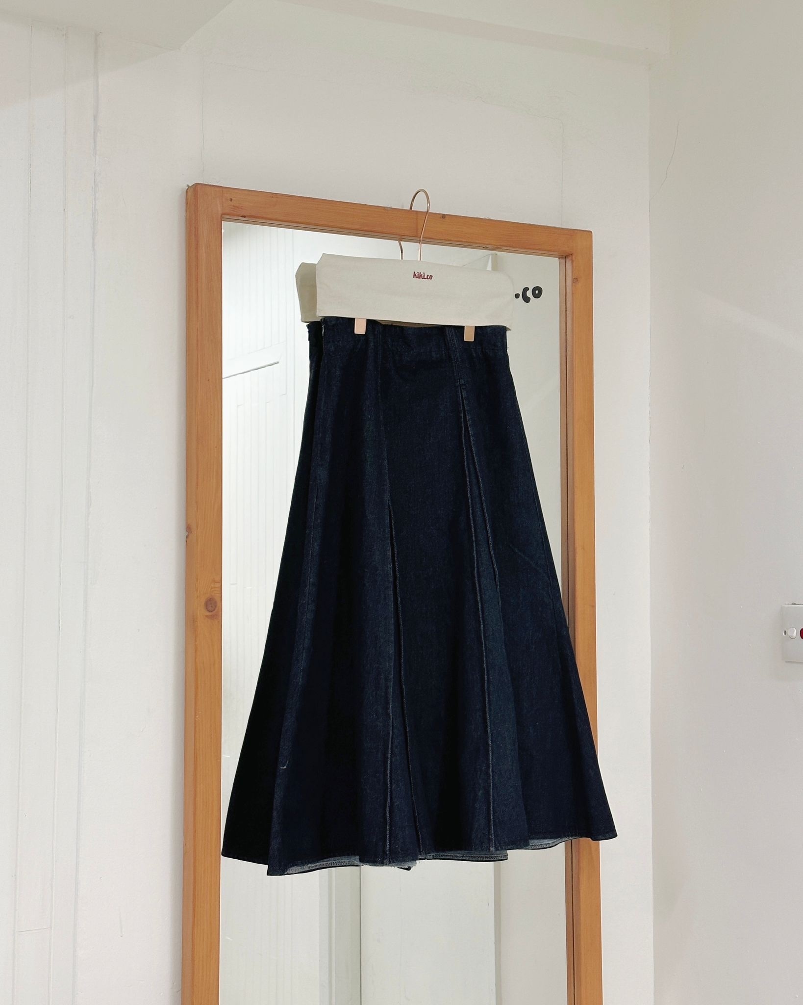 雙褶線魚尾牛仔半裙