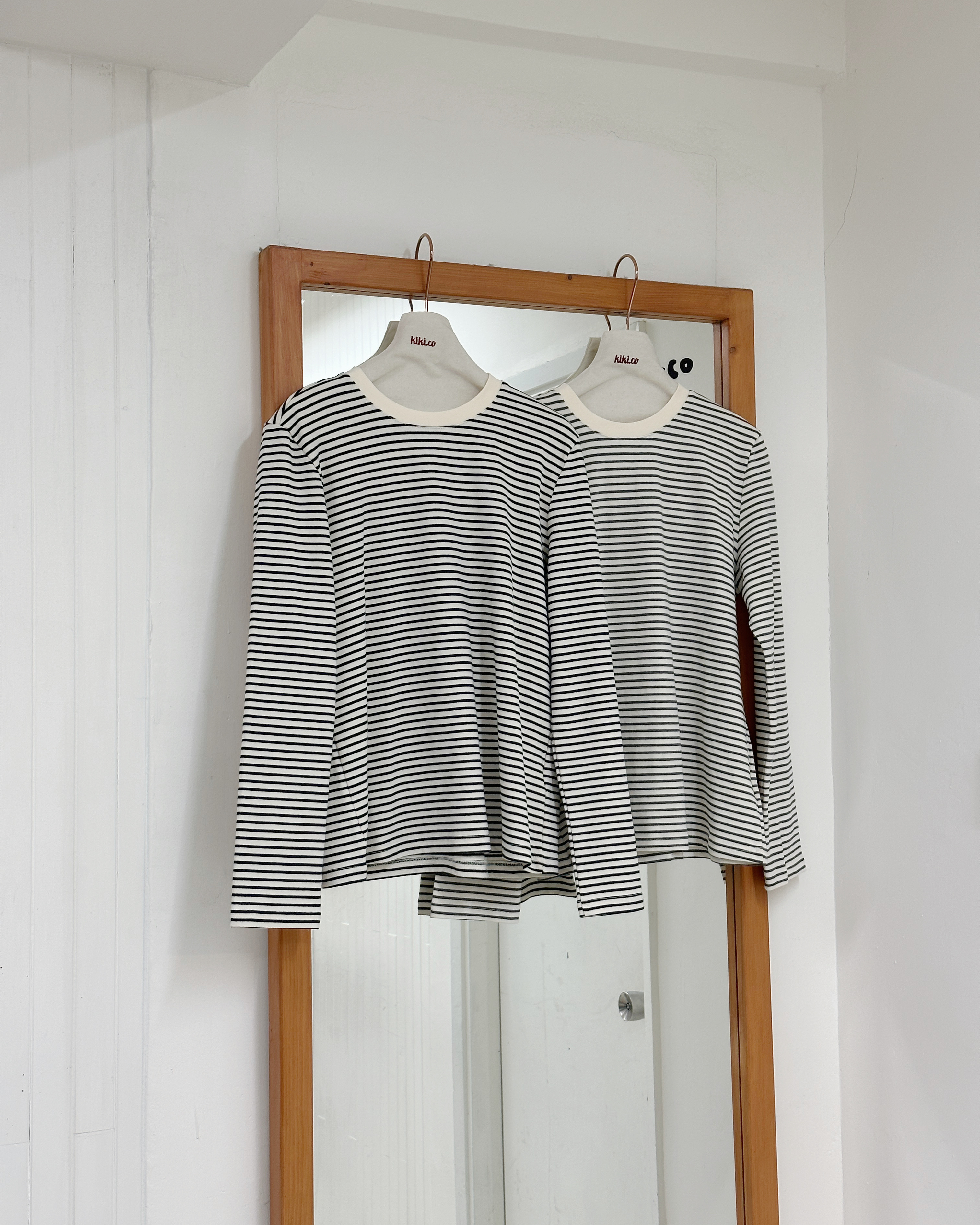 米色領邊橫條紋長袖TEE