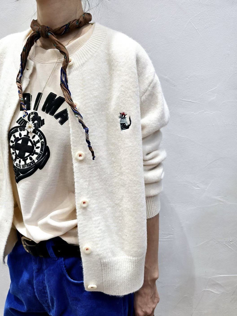 讓氣色直接亮起來的俏皮針織外套