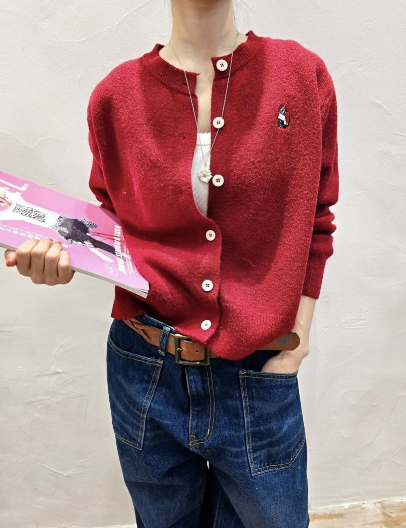 讓氣色直接亮起來的俏皮針織外套