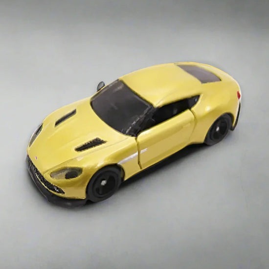 Takara Tomy Tomica 合金車 - No.108 阿斯頓馬丁 Vanquish Zagato 模型