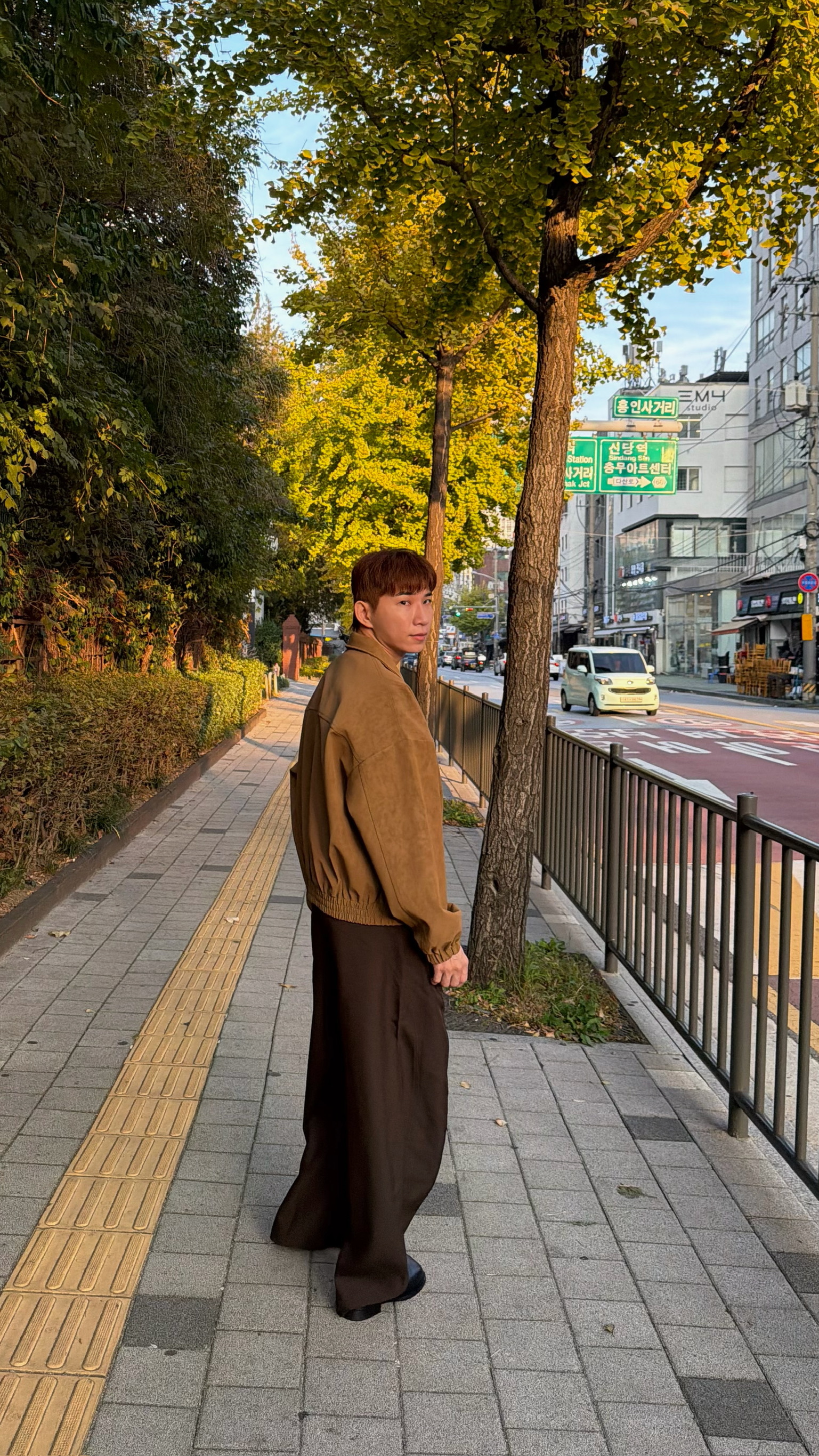 超挺絨面皮革夾克