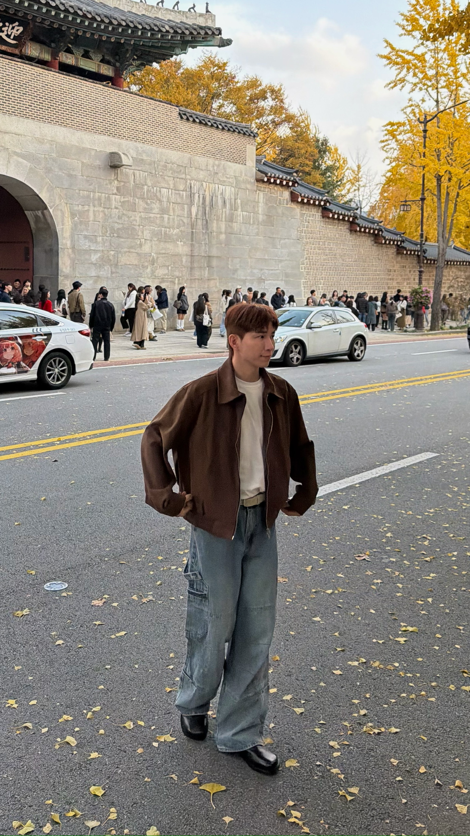 短版俐落麂皮夾克