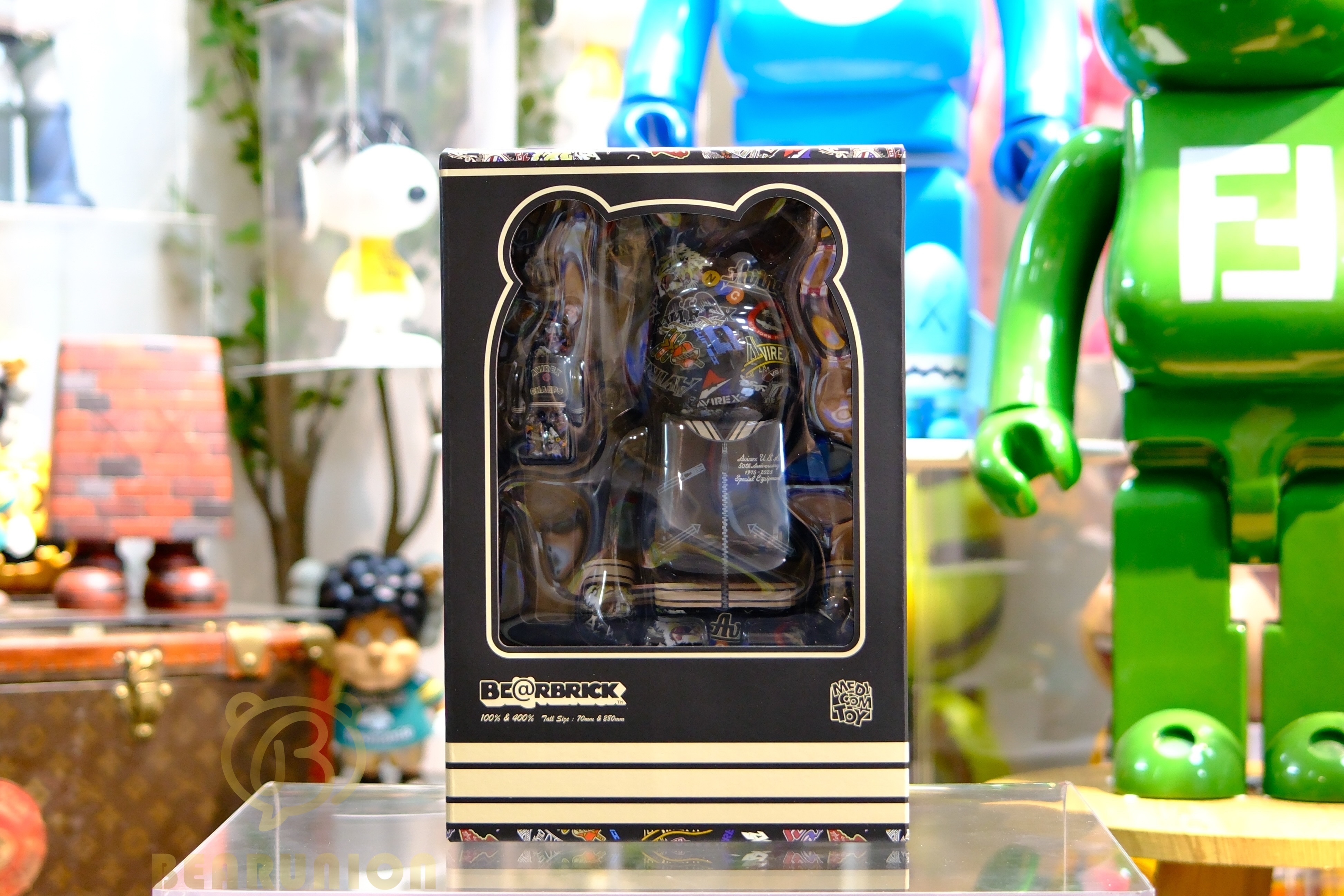 🎏預訂🎏Bearbrick 400% 100% AVIREX 50th VARSITY