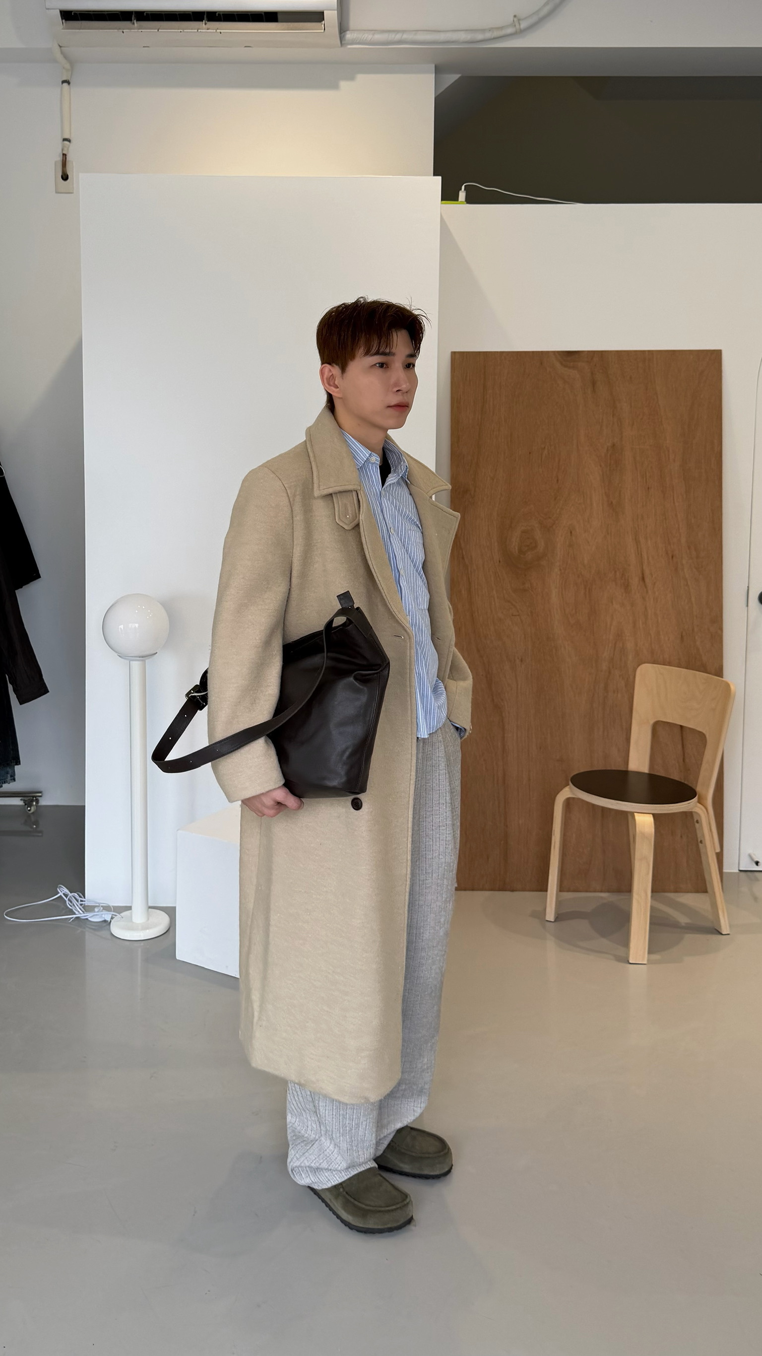 翻領90%羊毛大衣