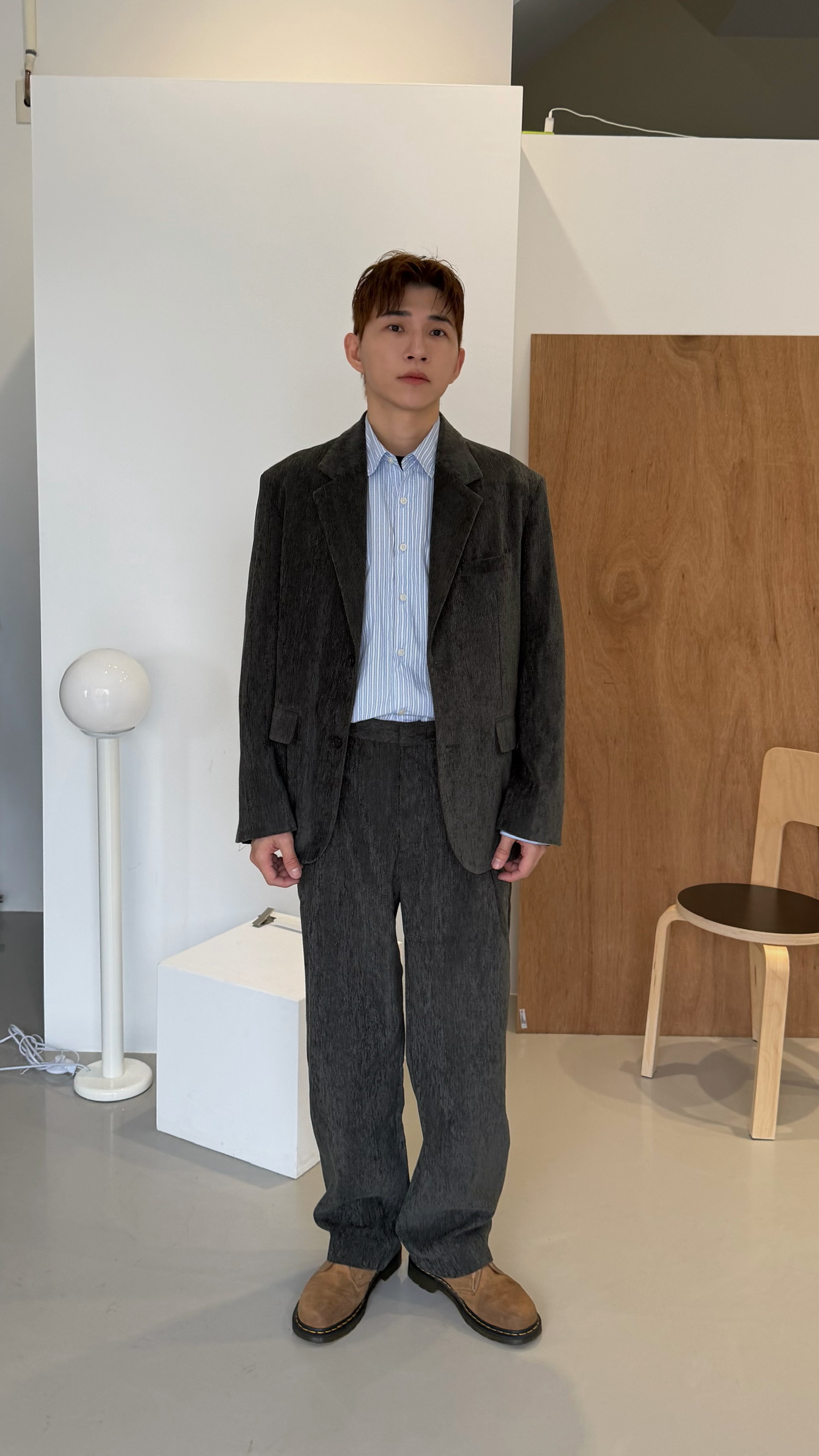 光澤絨面西裝外套