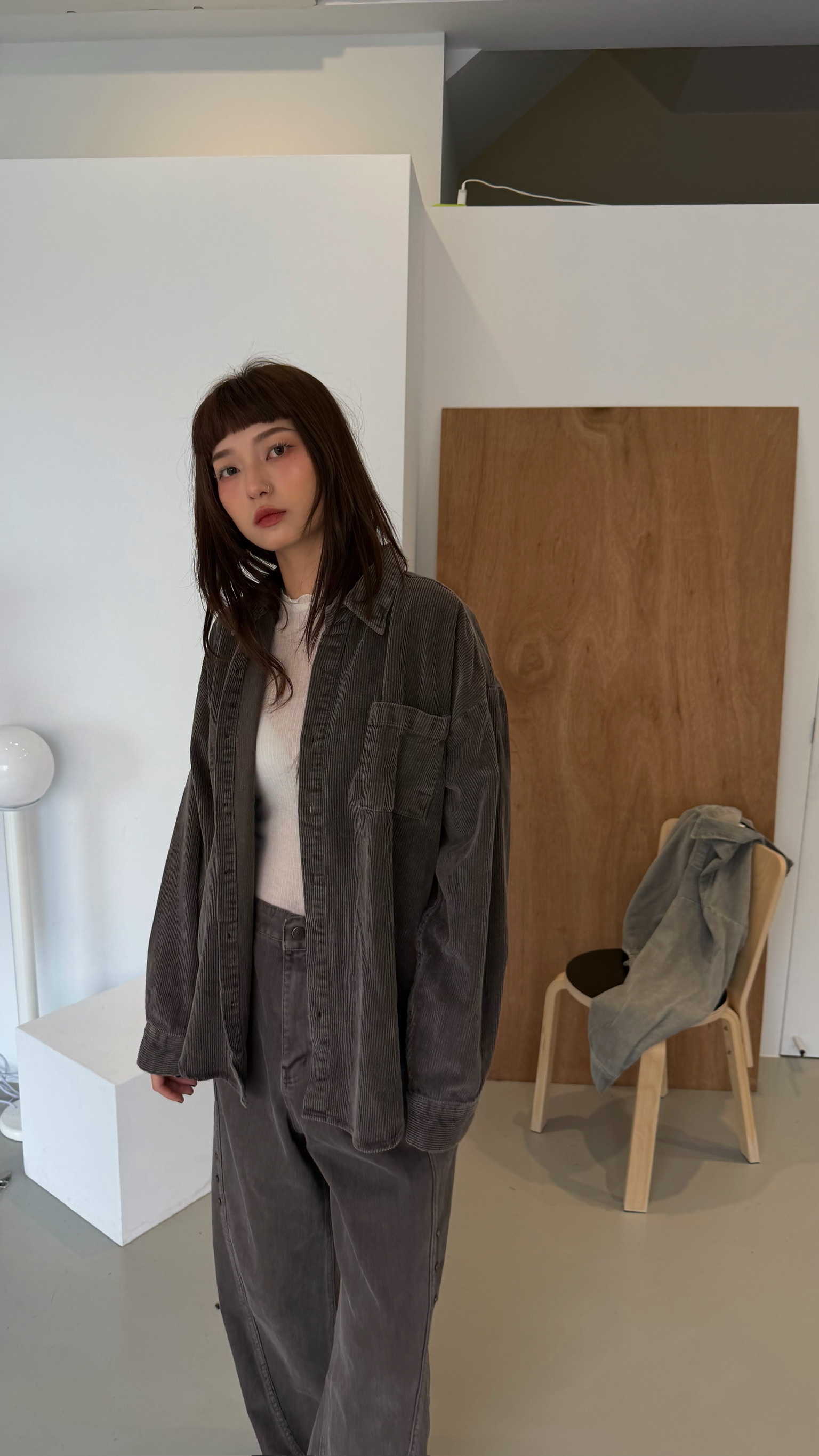 Oversize寬鬆燈芯絨襯衫