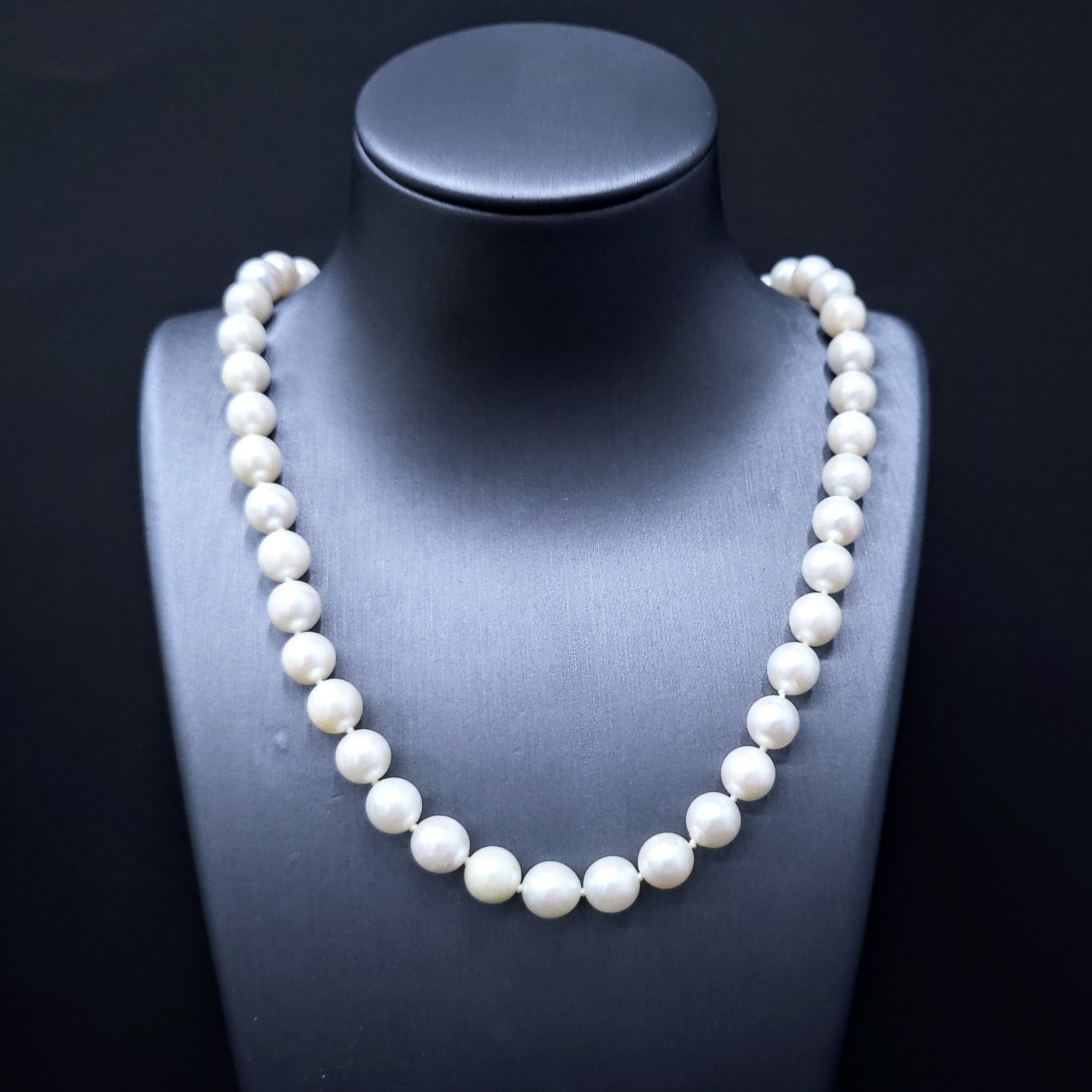 Natural Pearl Necklace