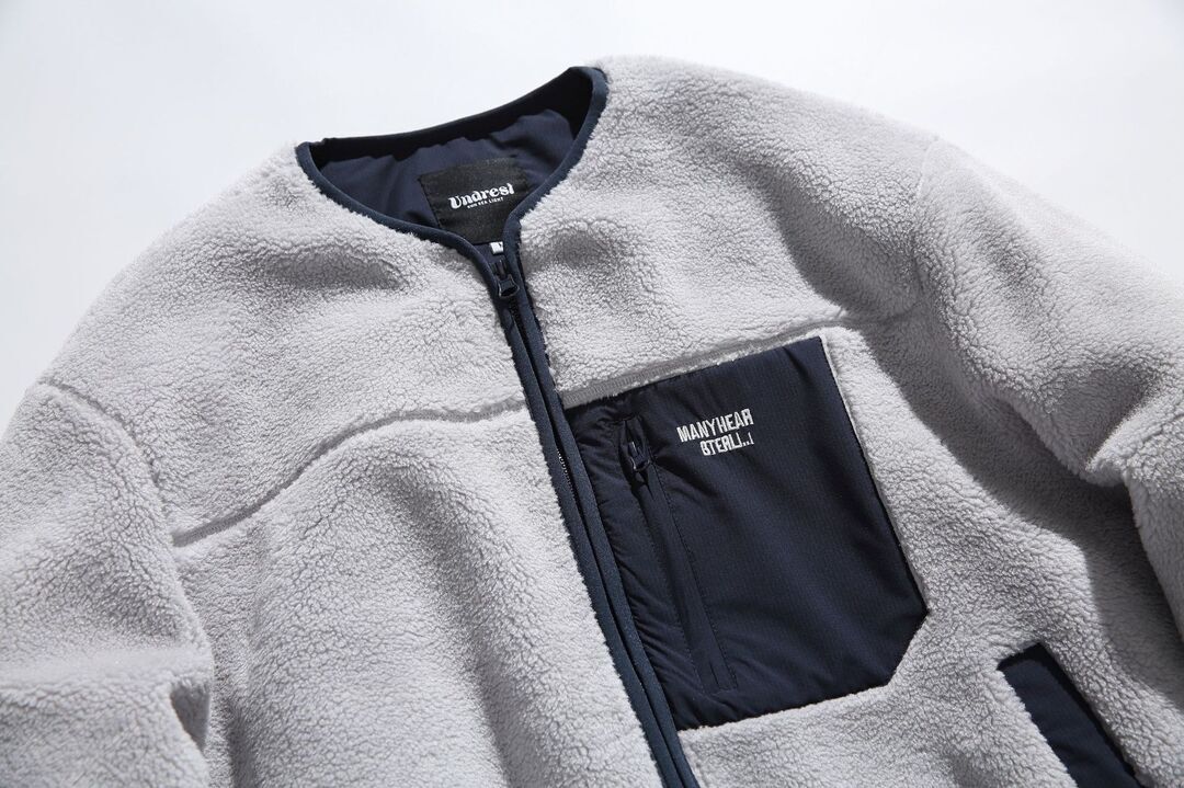 異材質拼色袋搖粒絨外套