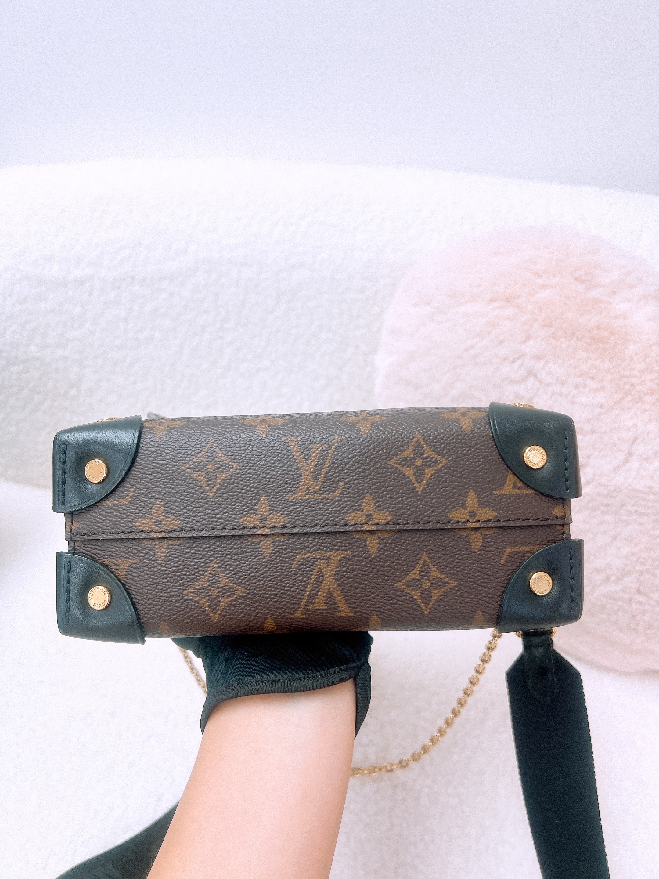 Lv petite malle souple brown monogram