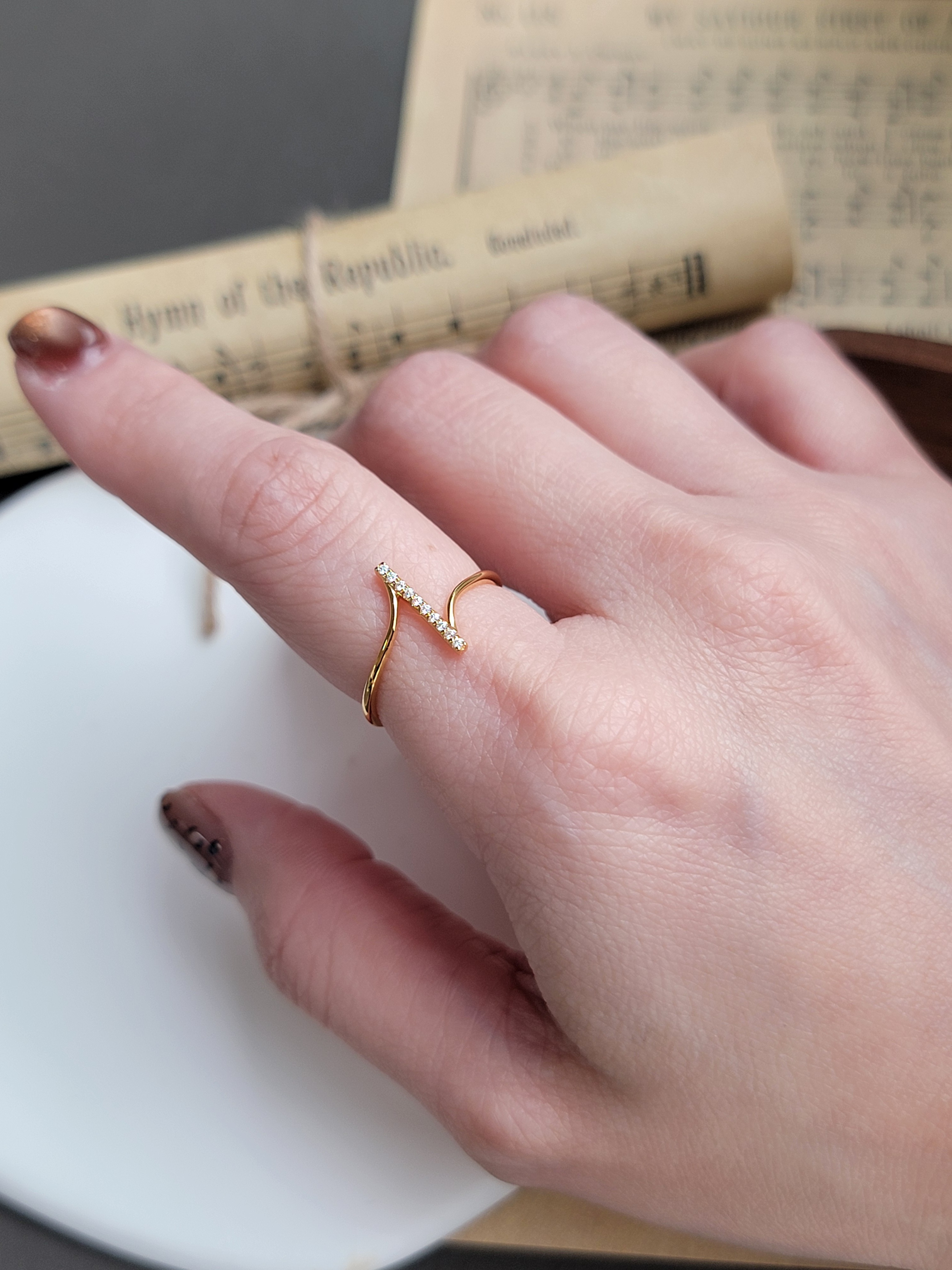 【me.luxe】SV18K願之光-光綴鋯石戒