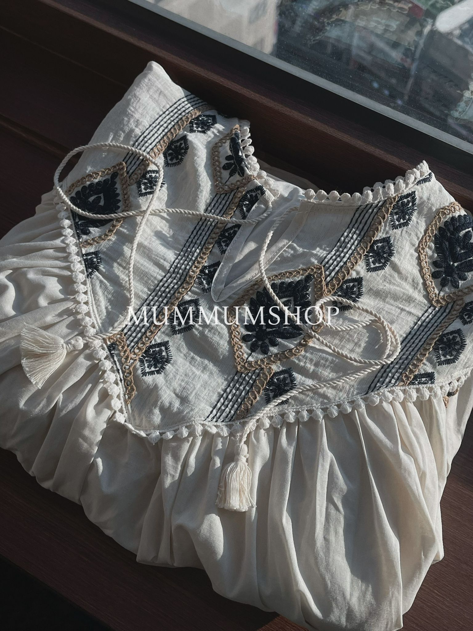 0212992a/刺繡花紋雪紡上衣/56C'56W'25L'