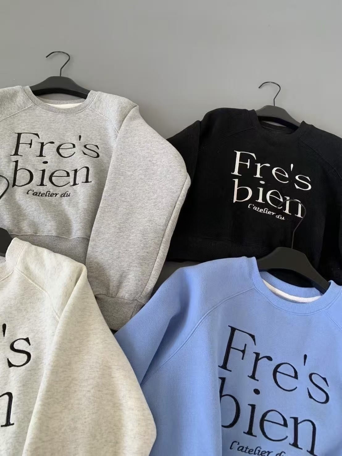 676 刺繡fre’s bien內刷毛大學T