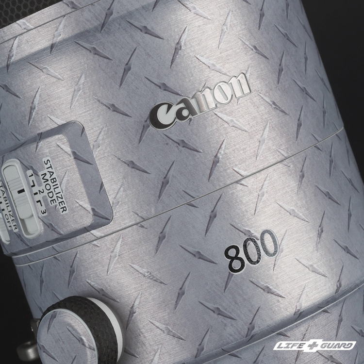 Canon RF 800mm F5.6 L IS USM 貼膜質感，LOGO特寫，LIFE+GUARD 鋼板銀設計風格